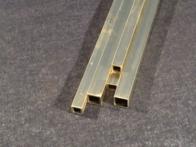 3,5mm x 3,5mm x 1000mm  U-Profil Messing 